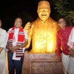 লখিমপুৰত সুধাকণ্ঠৰ প্ৰতিমূৰ্তি উন্মোচন মুখ্যমন্ত্ৰীৰ