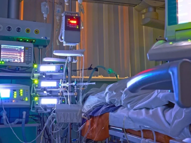 Pc Bombay Hospital
