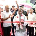 Governor visits Manohari Tea Estate; inaugurates Tea Tasting and Tourist Lounge