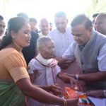হিতাধিকাৰীলৈ পুনৰ  সুলভ মূল্যৰ চেনি-মচুৰ দাইল বিতৰণৰ শুভাৰম্ভ মুখ্যমন্ত্ৰীৰ