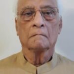 ডিব্ৰুগড়ৰ বিশিষ্ট সাহিত্যিক দেৱী প্ৰসাদ বাগড়োদিলৈ অসম গৌৰৱ সন্মান